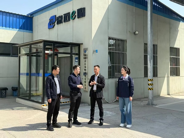 fdc46976b7797c3dcd87a3b0df7c92f.jpg fdc46976b7797c3dcd87a3b0df7c92f.jpg